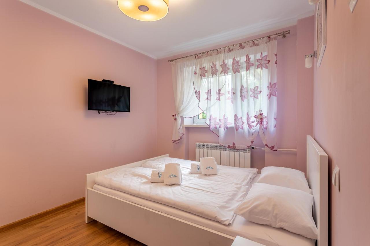 Apart-Invest Apartament Paryski シクラルスカ・ポレンバ エクステリア 写真